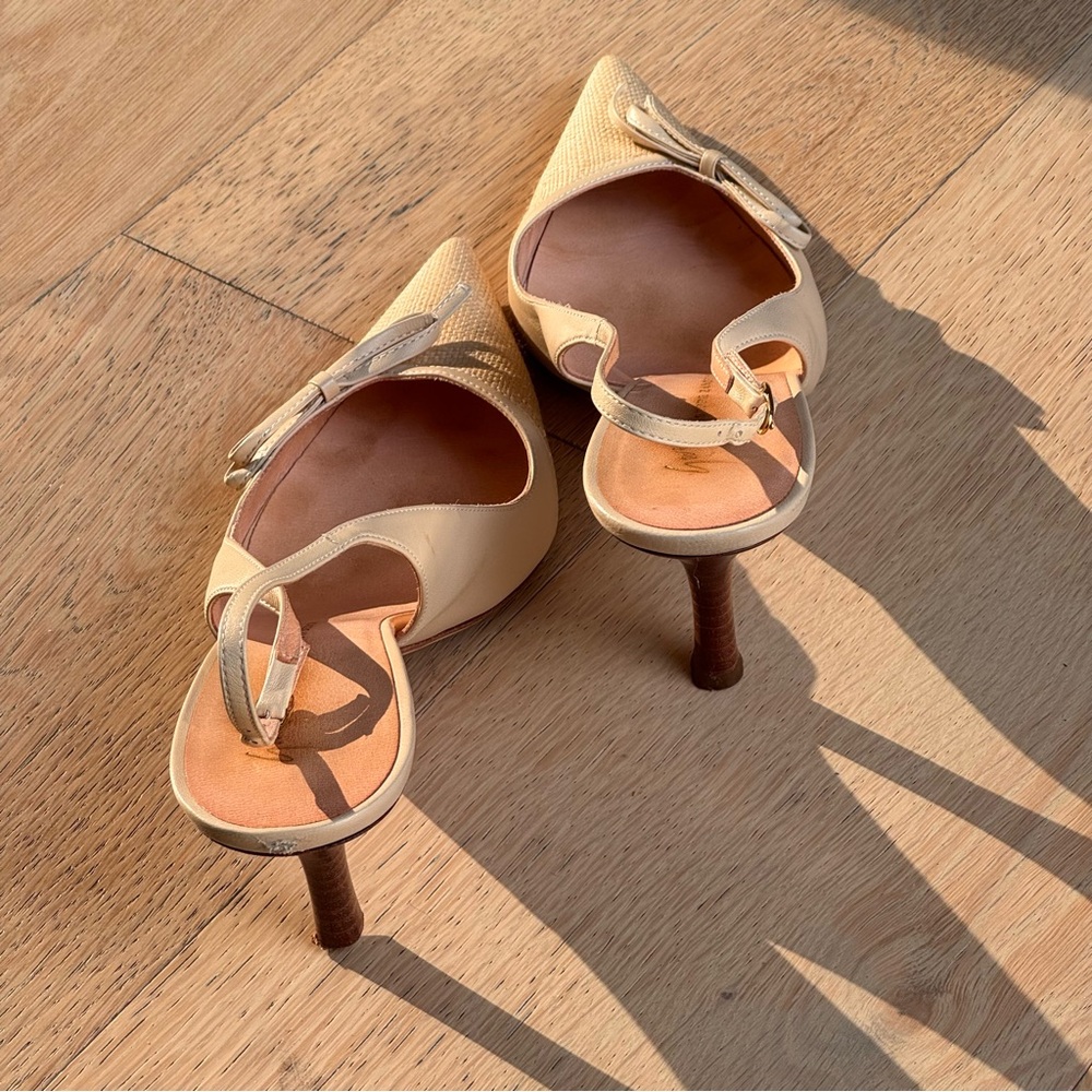 Giuseppe Zanotti Woven Pointed-Toe Slingback Heels – Bow Detail - Picture 3 of 6